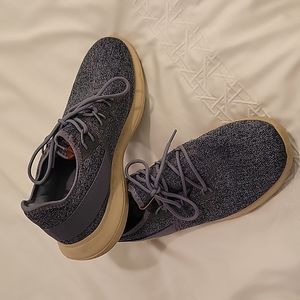 Foot-Joy size 9m golf shoe, blue.